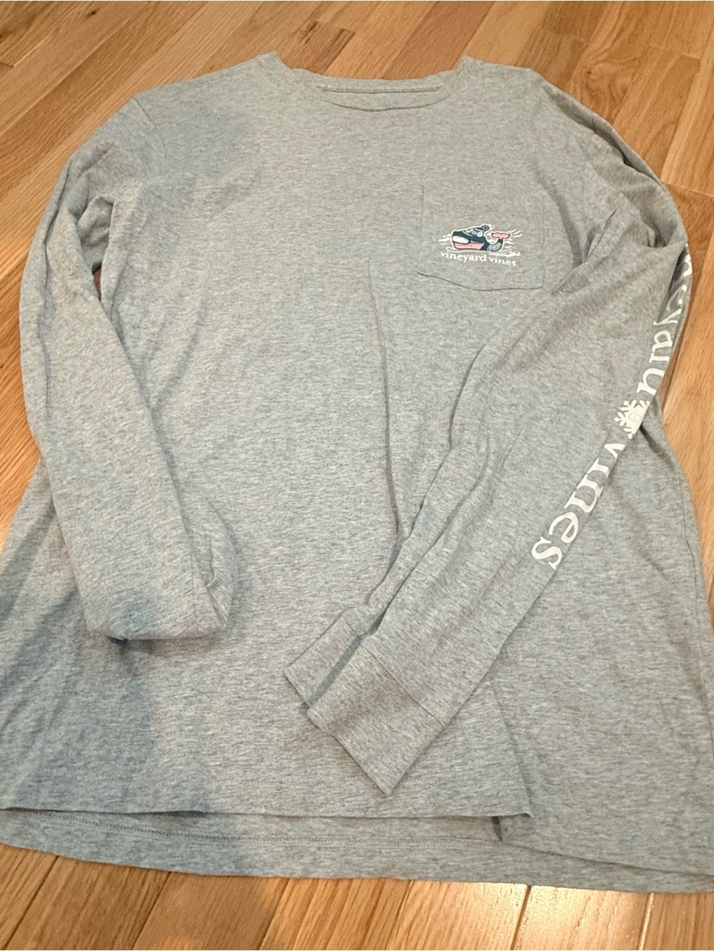Vineyard Vines Heather Gray Long-Sleeve Pocket Tee with Sleeve Logo